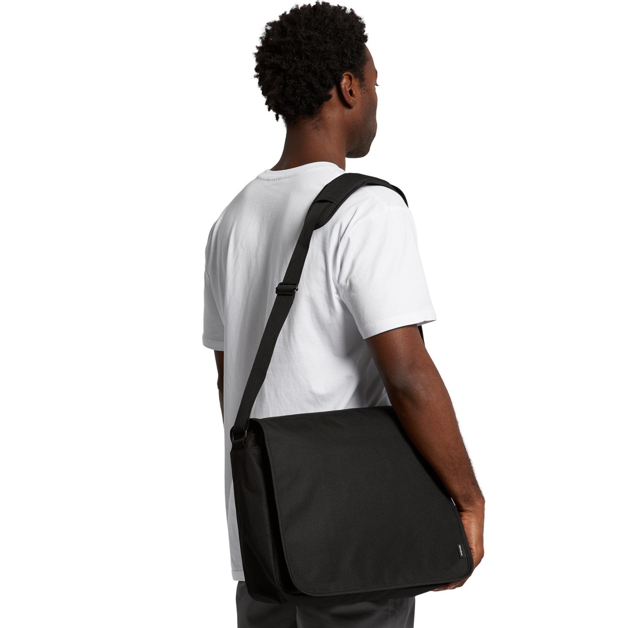 RECYCLED MESSENGER BAG - 1027